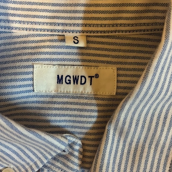 MGWDT Pinstriped Oxford Button Down Long Sleeved Collared Blouse - Picture 8 of 10